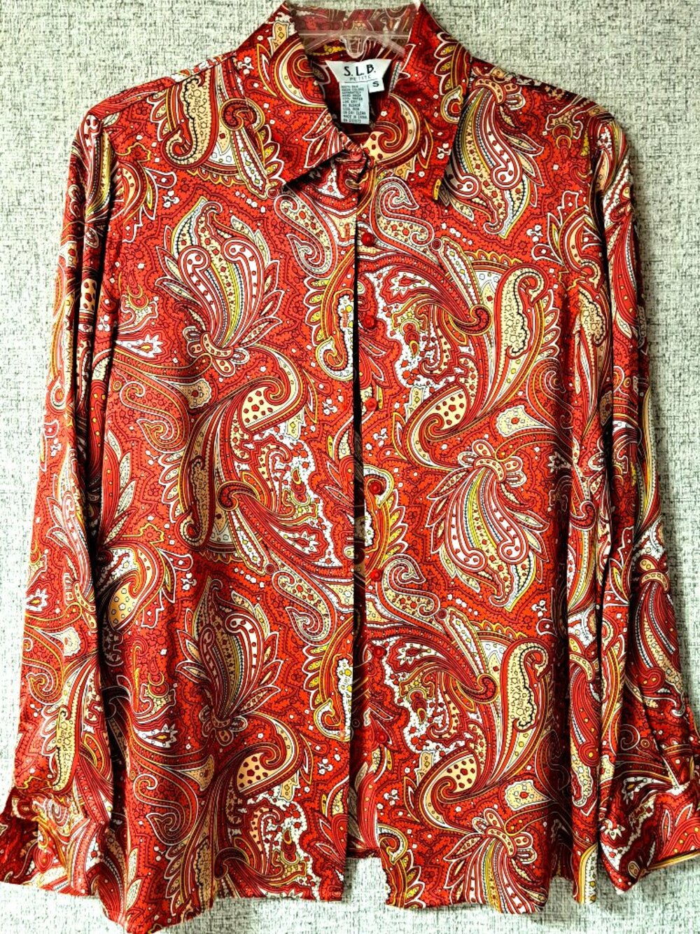 100% SILK VINTAGE LADIES BLOUSE BUTTON UP RED PAISLEY LONG SLEEVE SM PETITE SLB